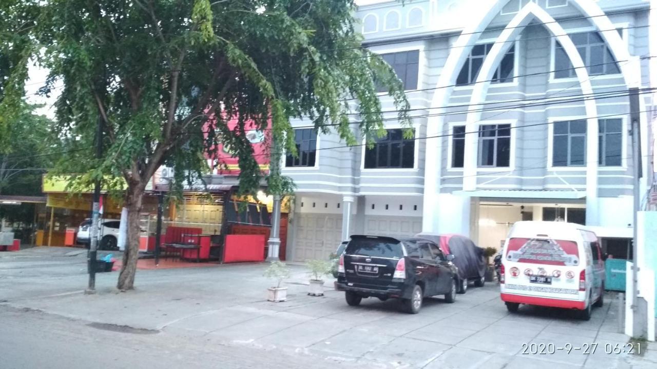 Hotel Anggrek Aceh Банда-Ачех Экстерьер фото